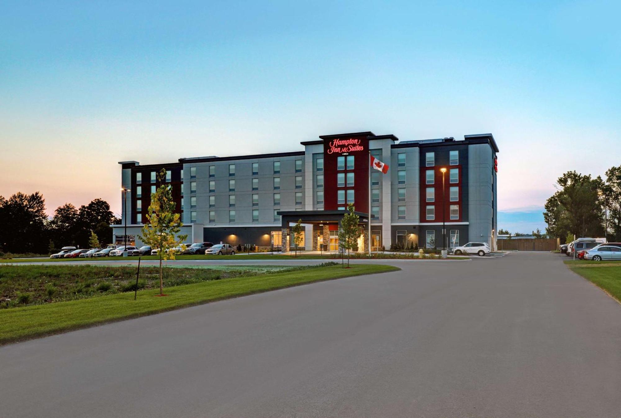 Hampton Inn & Suites Belleville Exteriör bild